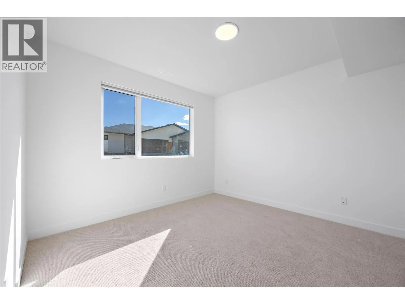 5048 Sun Rivers Drive