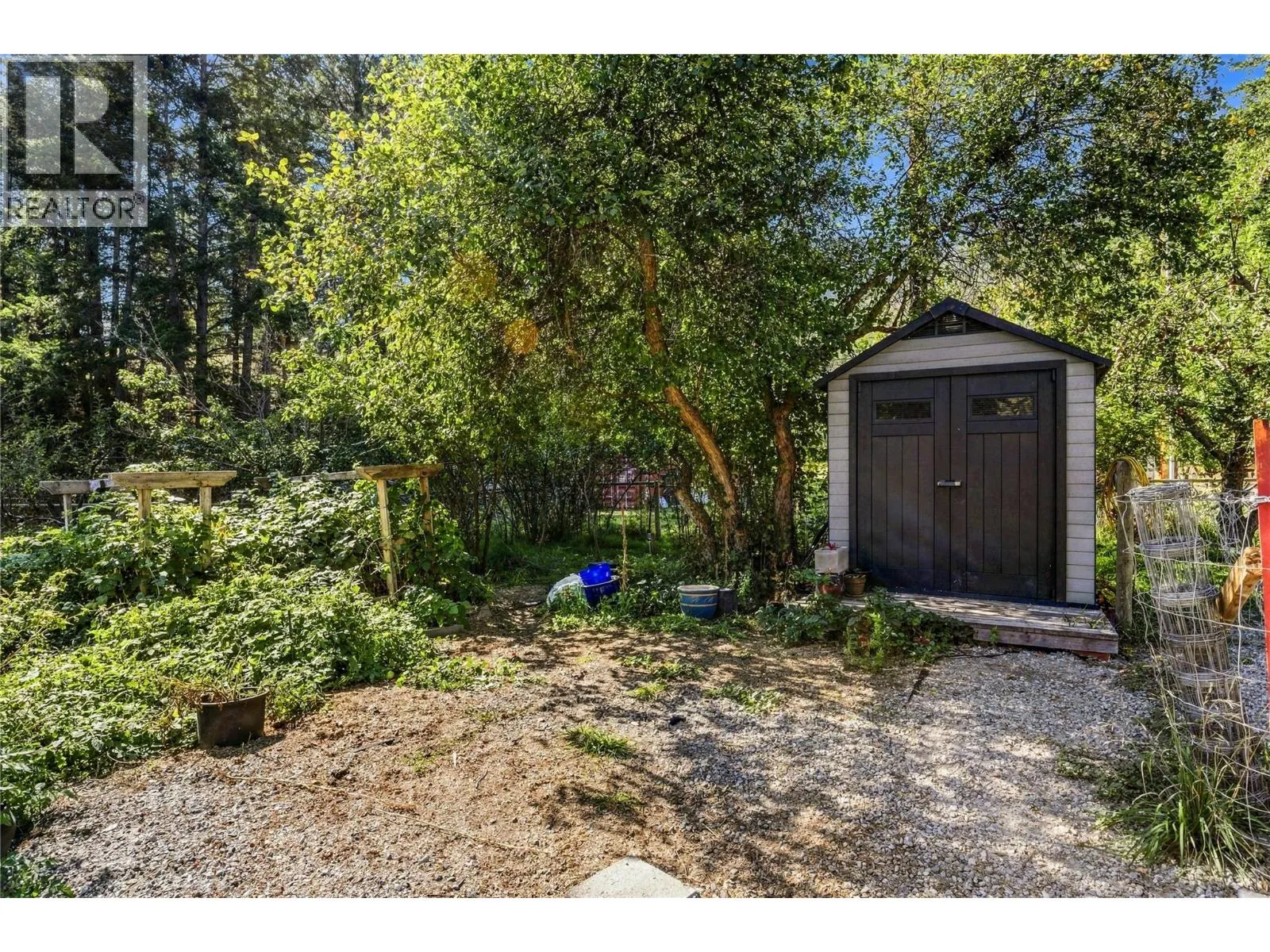 199 FARLEIGH LAKE Road