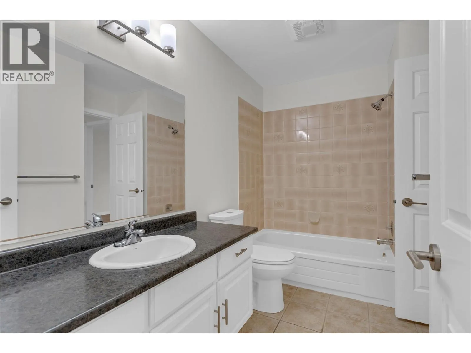 1675 Thayer Court Unit# 3