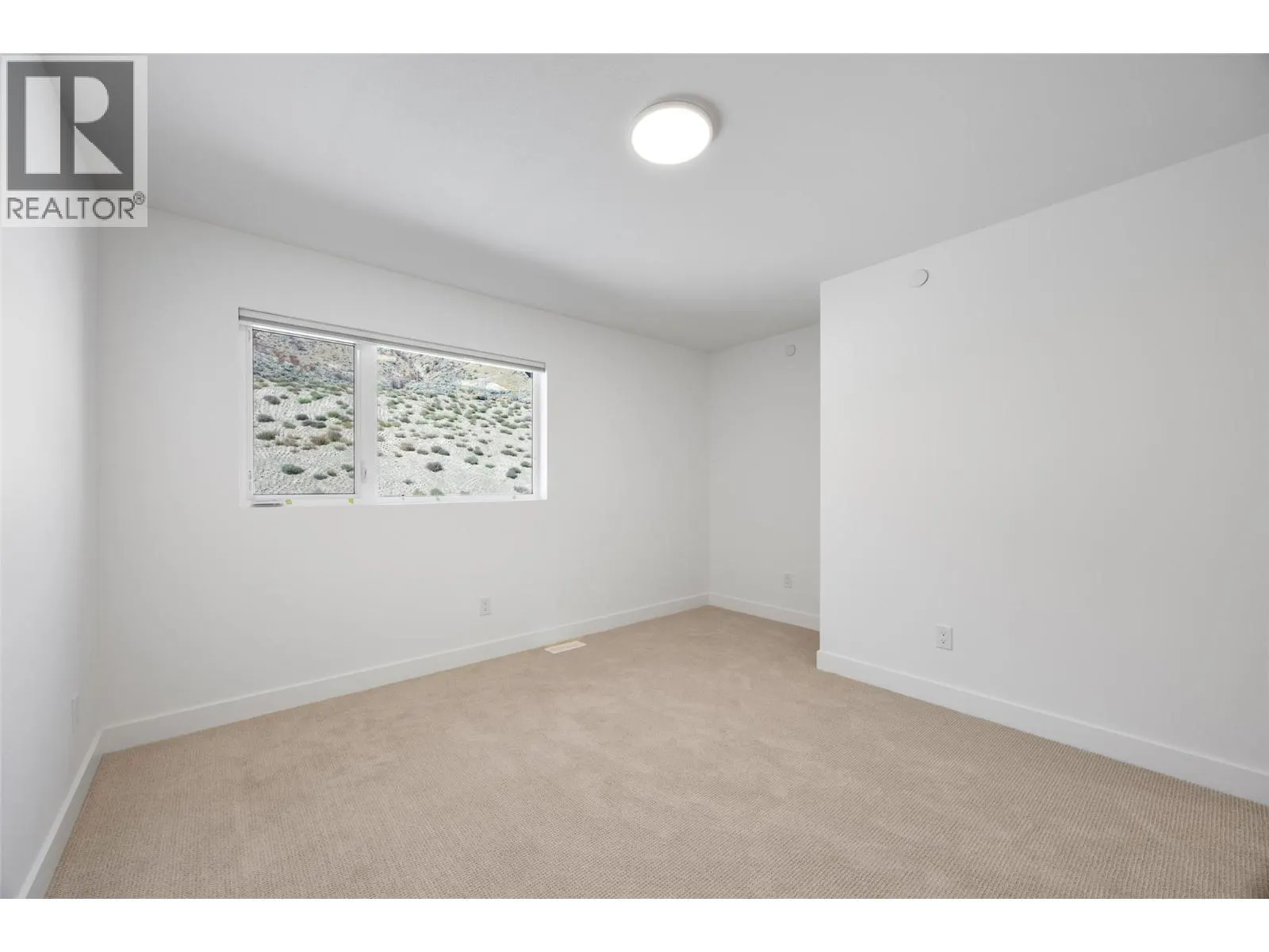 5044 Sun Rivers Drive
