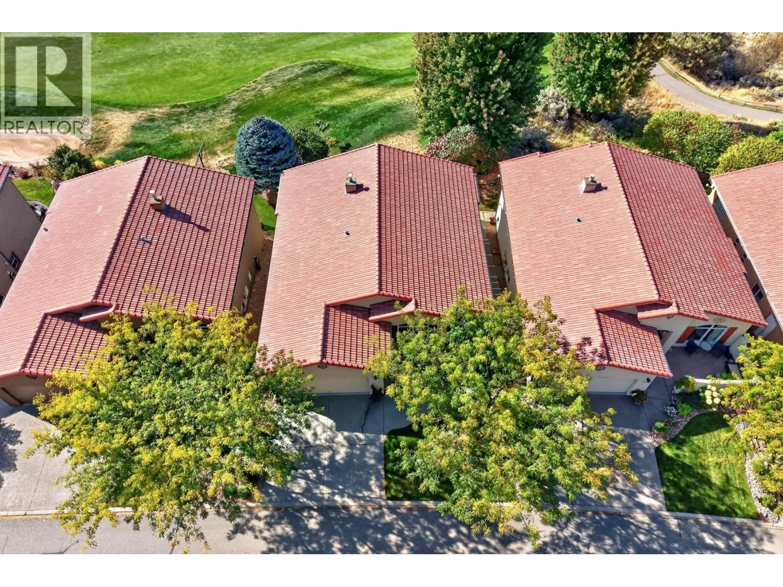 784 Rosewood Crescent