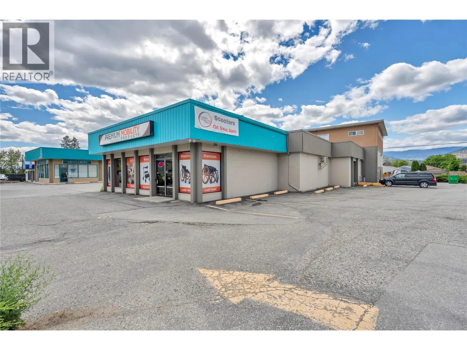 1505 Main Street