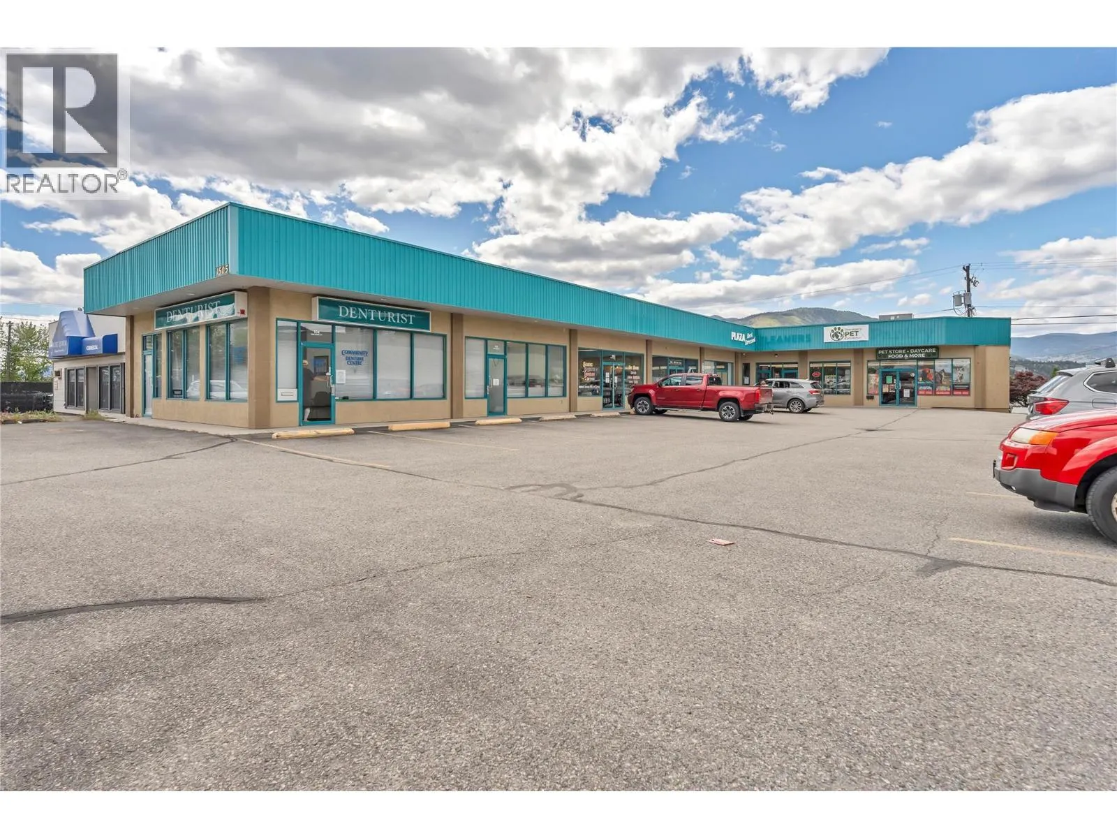 1505 Main Street