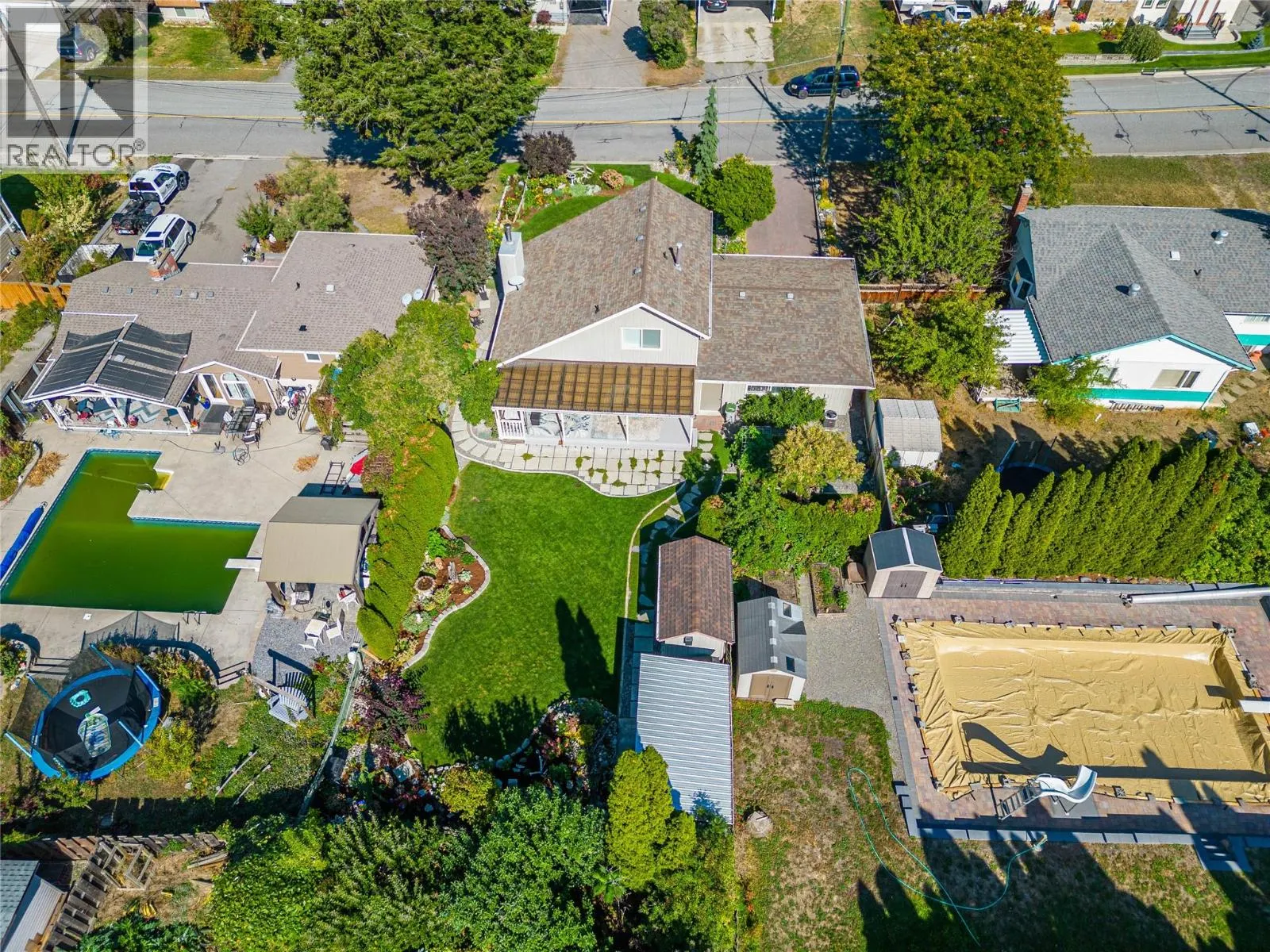 2653 SUNSET Drive