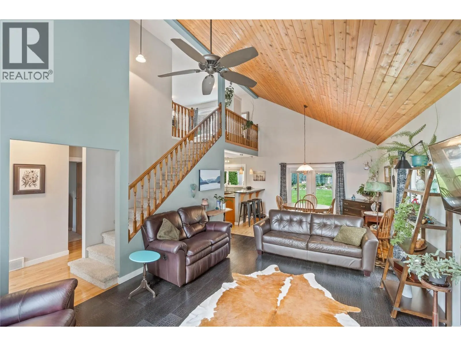 2653 SUNSET Drive
