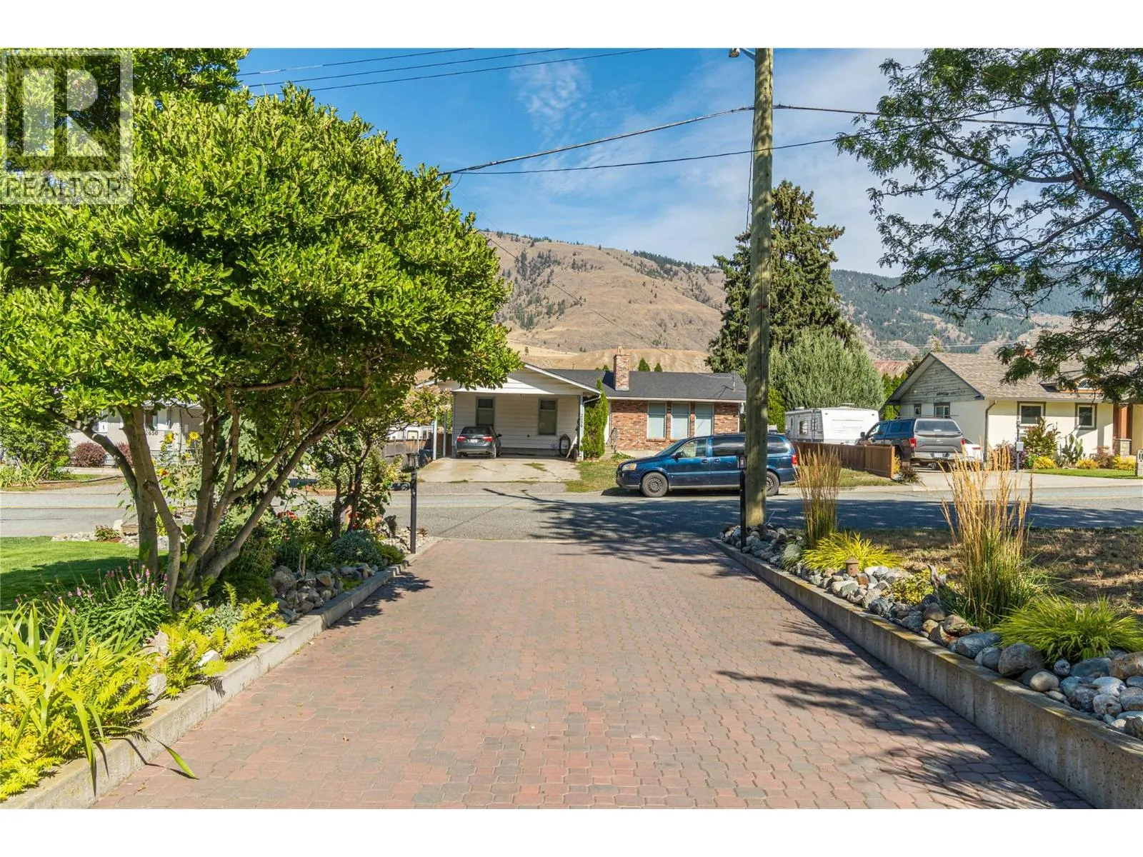 2653 SUNSET Drive