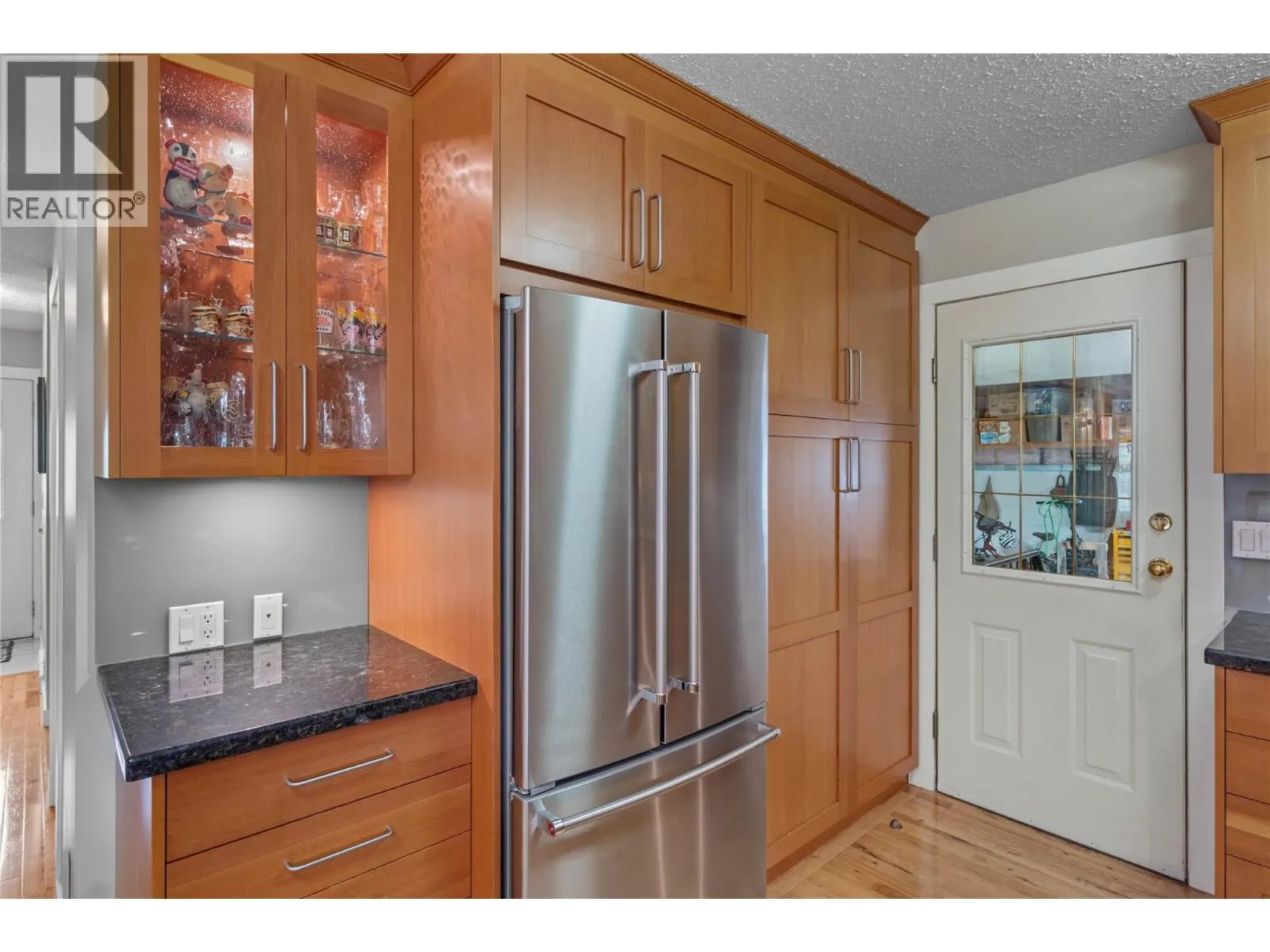 2653 SUNSET Drive