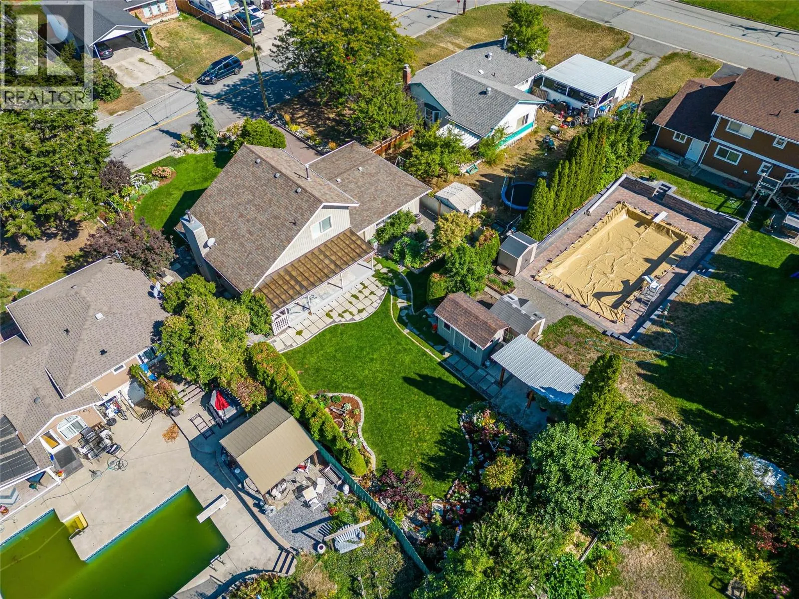 2653 SUNSET Drive