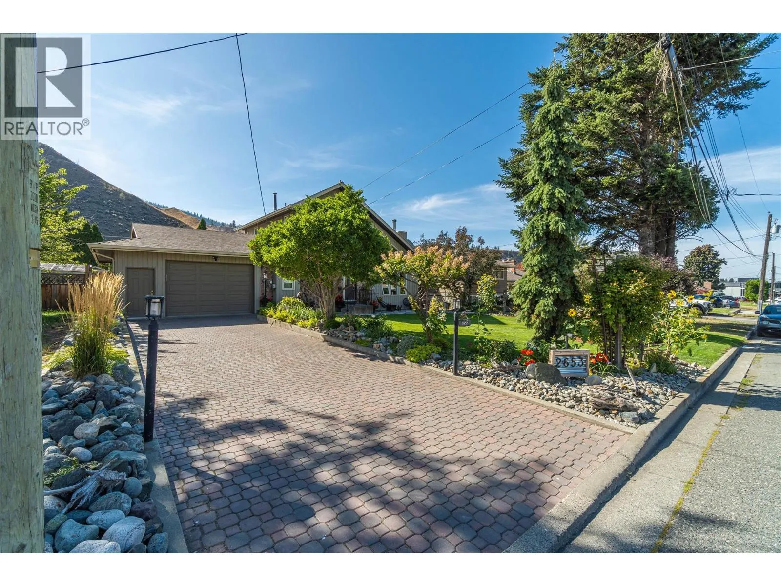2653 SUNSET Drive
