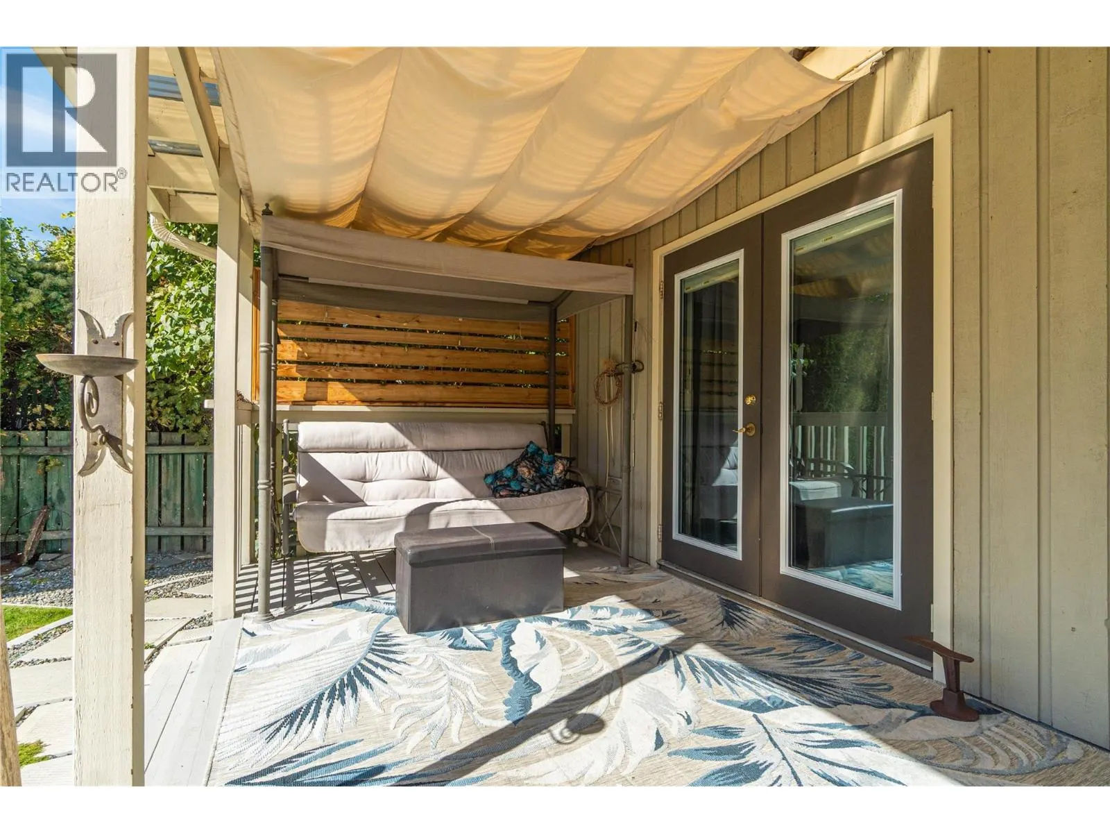 2653 SUNSET Drive