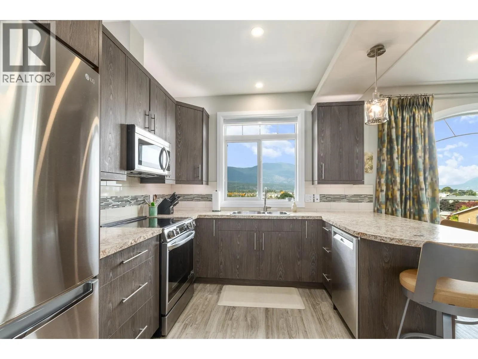 1070 1 Street SE Unit# 27