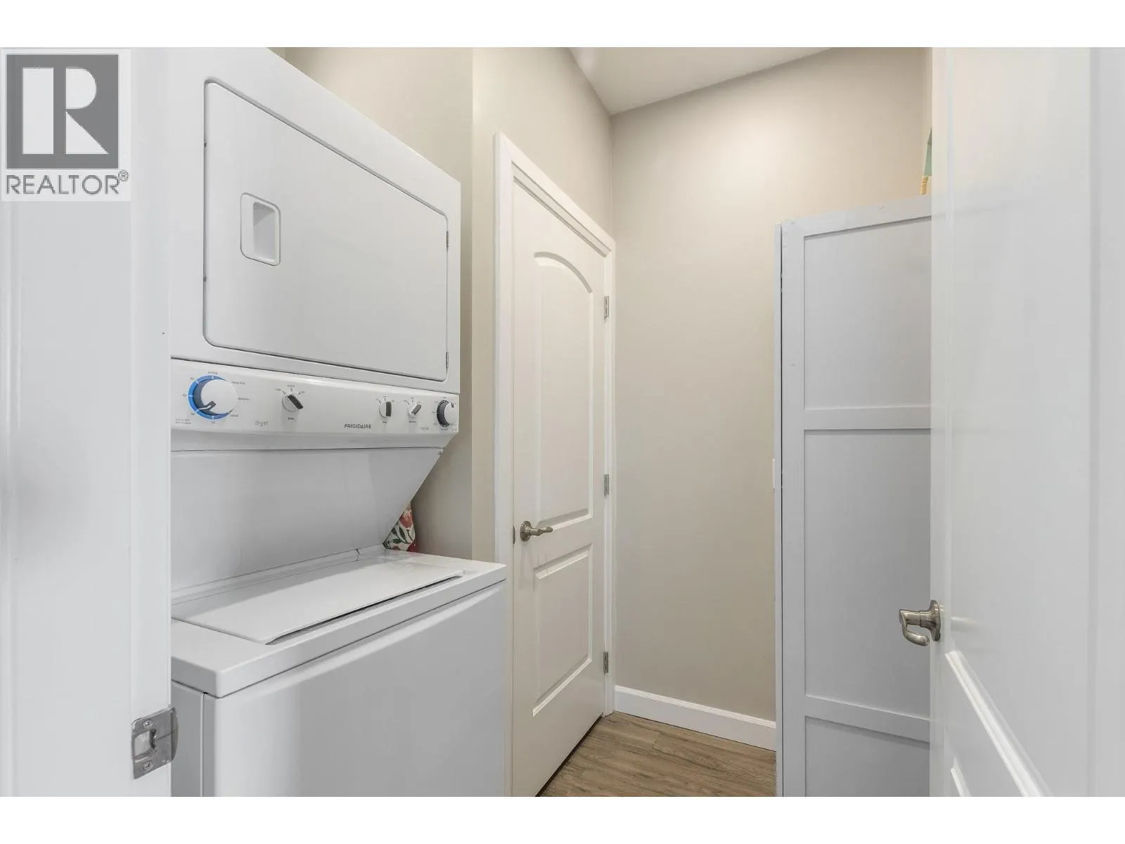 1070 1 Street SE Unit# 27
