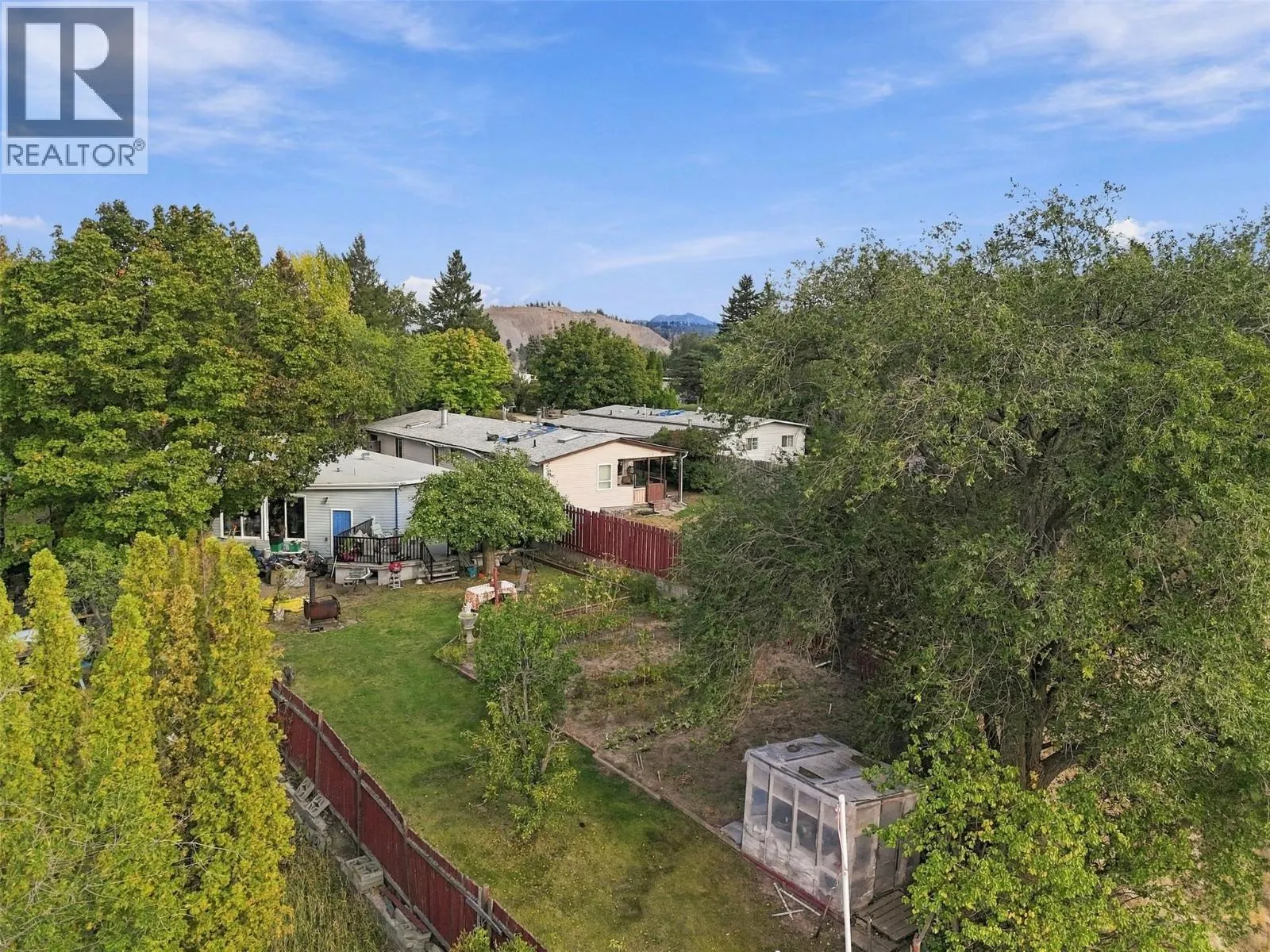 749 Klahanie Drive