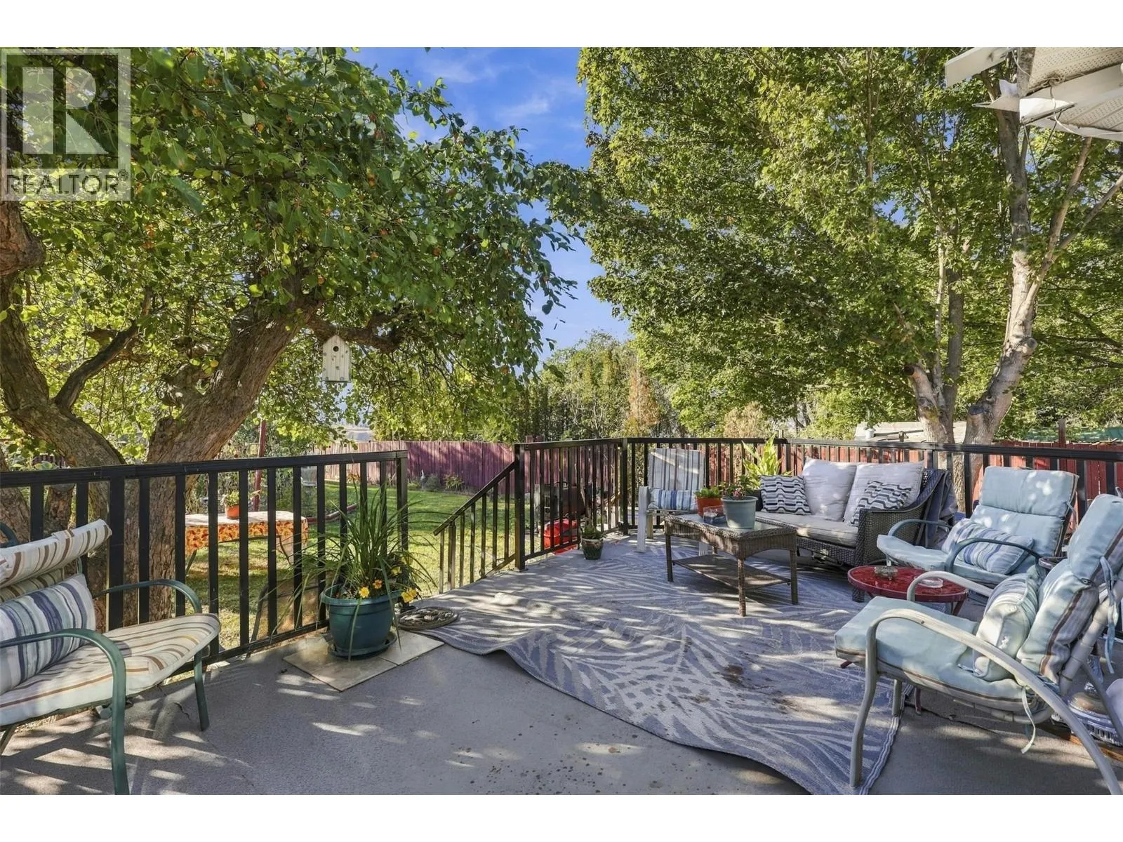 749 Klahanie Drive