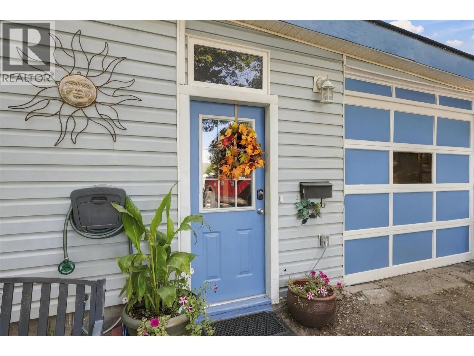 749 Klahanie Drive