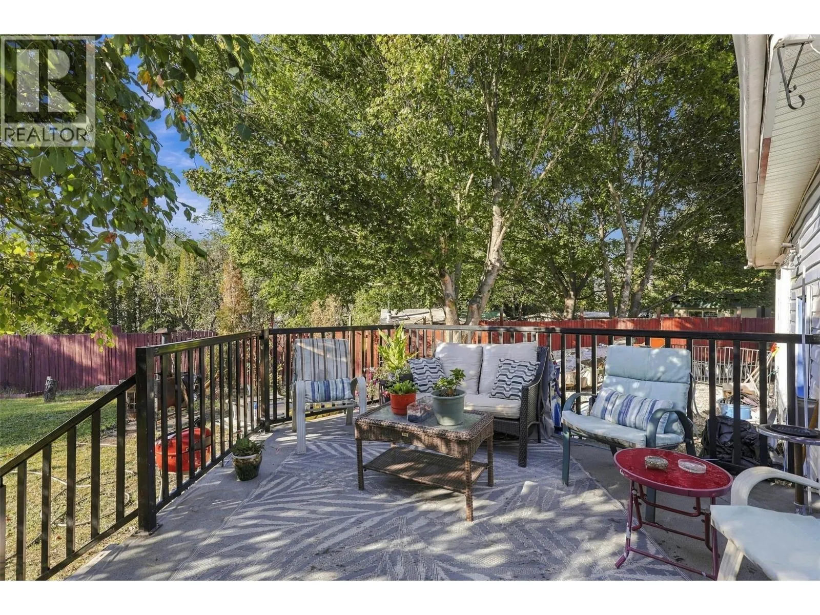 749 Klahanie Drive