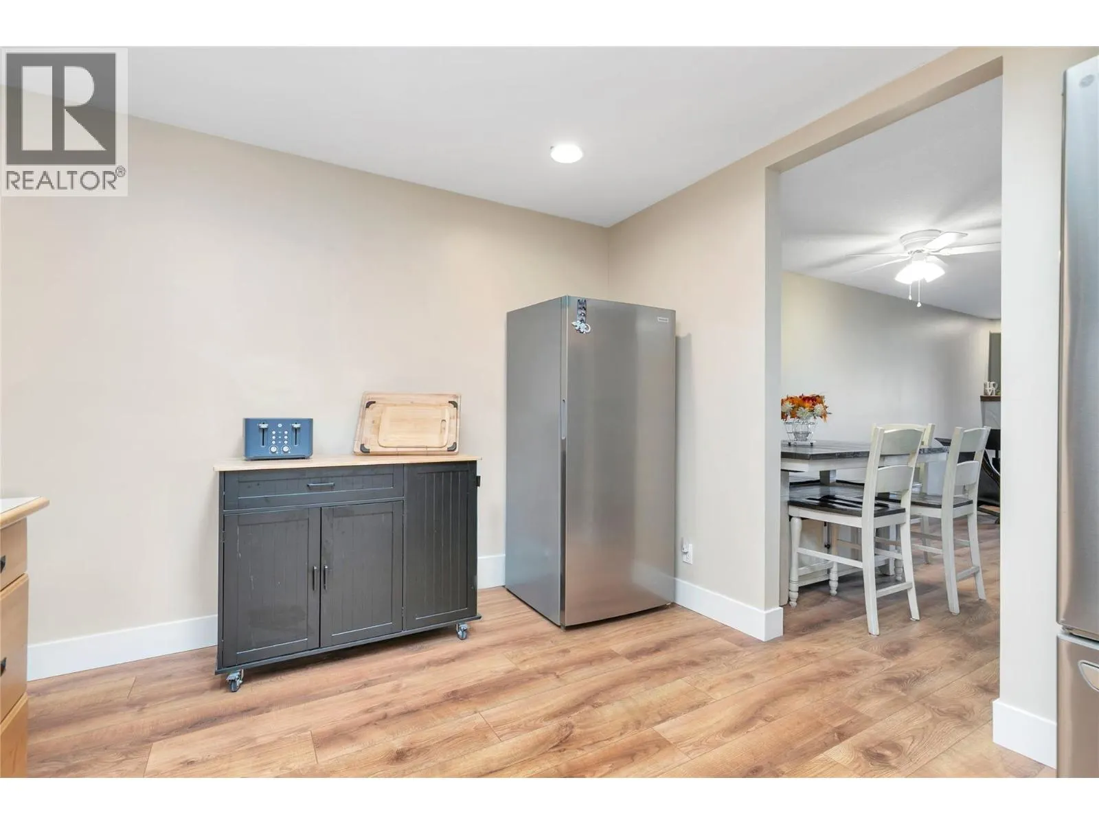 1660 Ufton Court Unit# 209