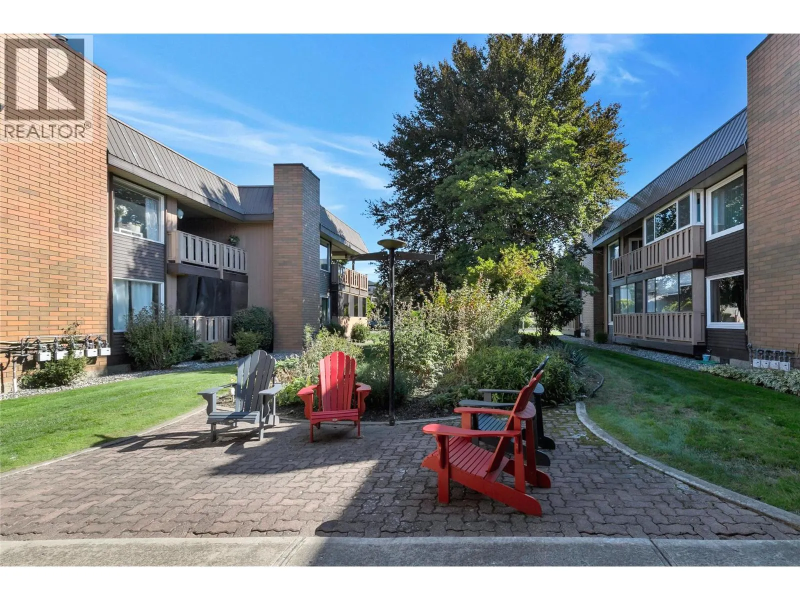 1660 Ufton Court Unit# 209