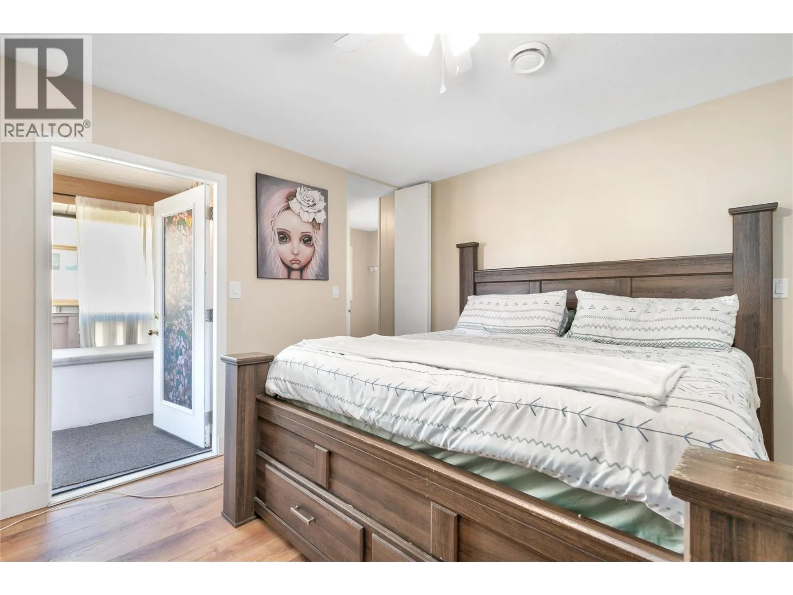 1660 Ufton Court Unit# 209