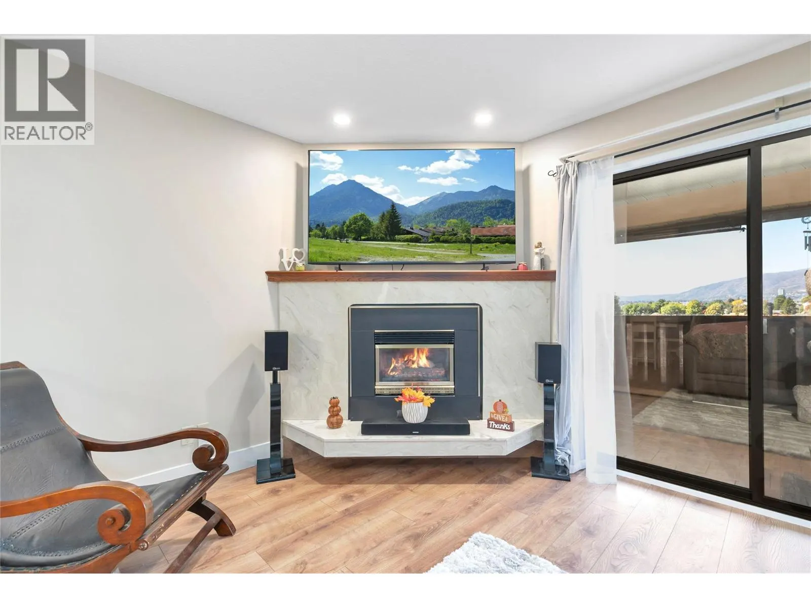 1660 Ufton Court Unit# 209