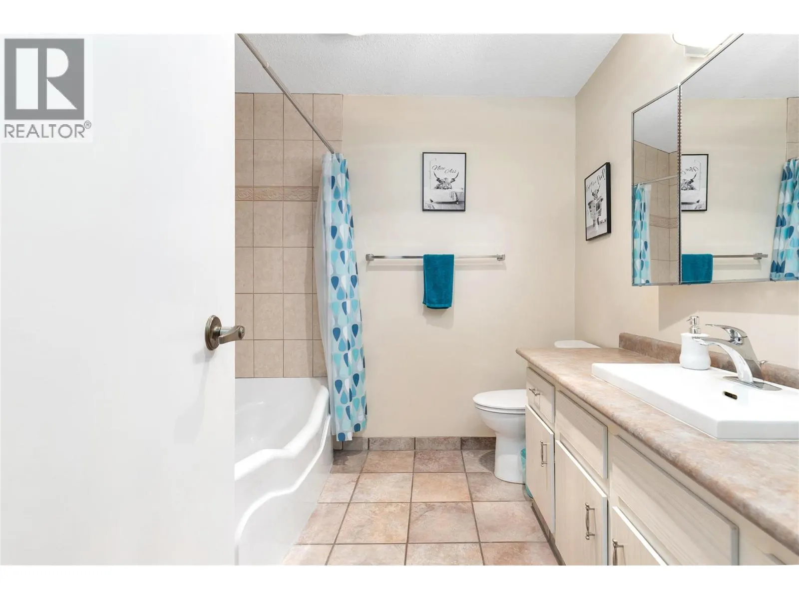 1660 Ufton Court Unit# 209