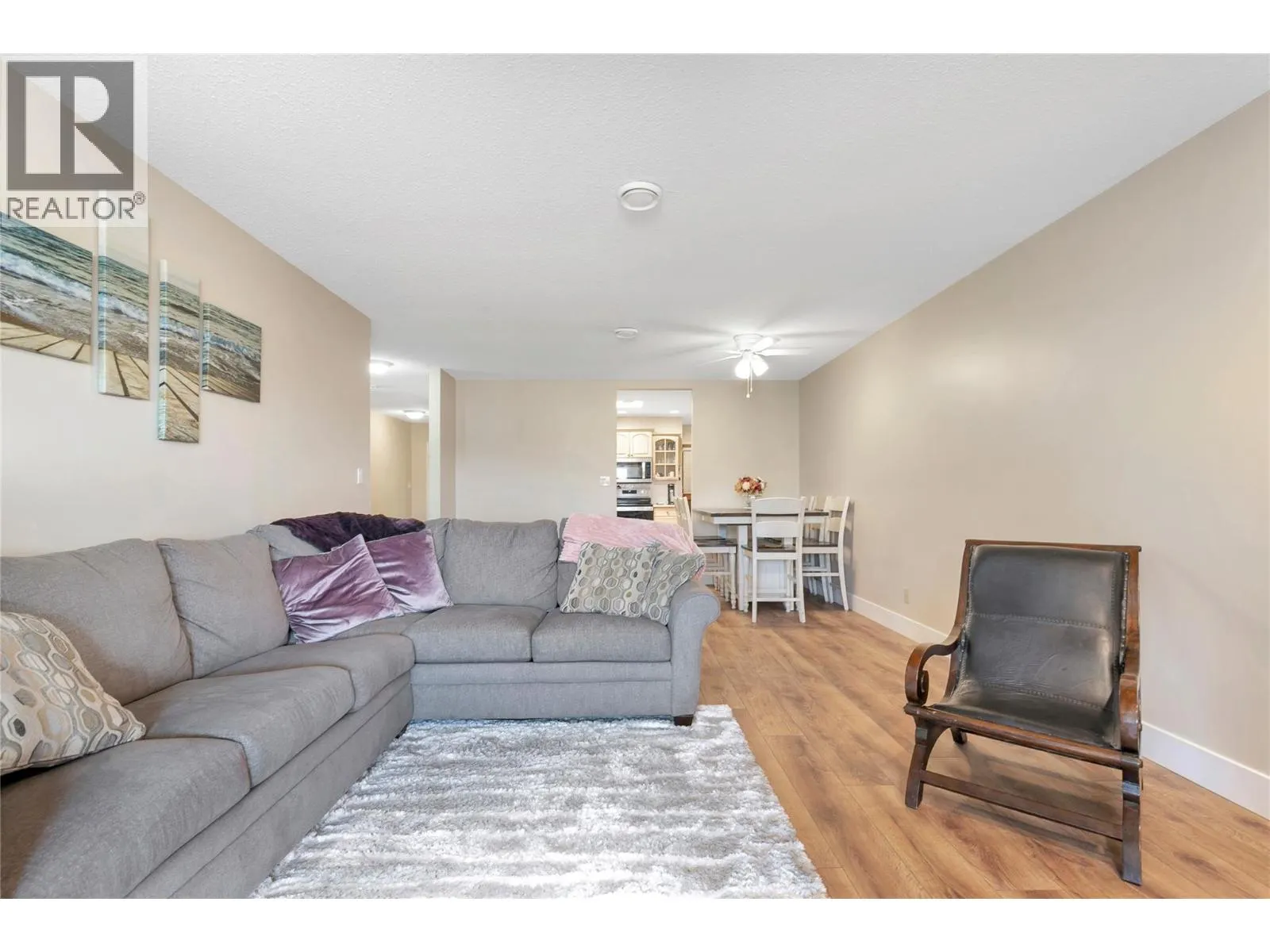 1660 Ufton Court Unit# 209