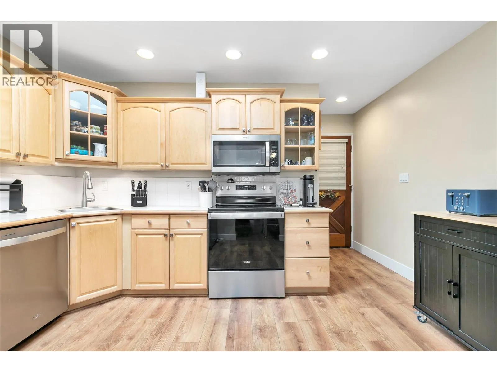 1660 Ufton Court Unit# 209