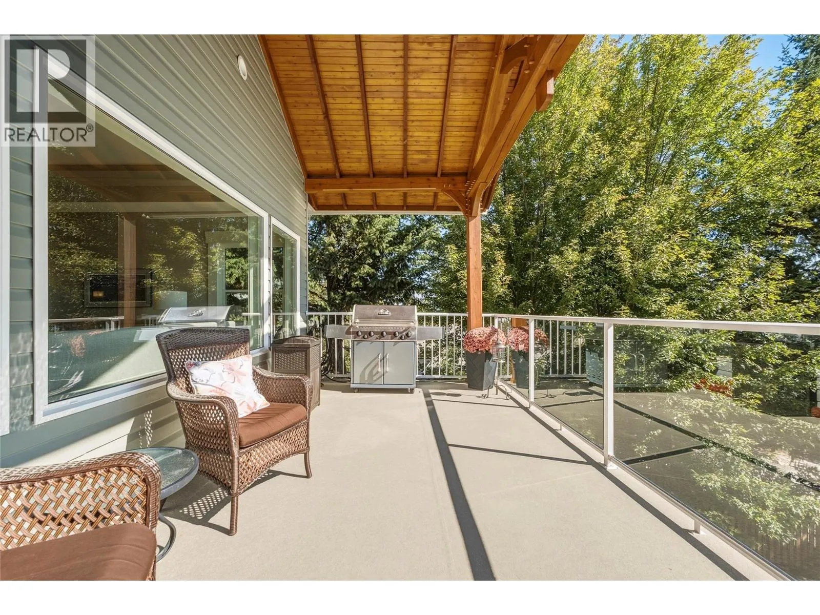 642 Mountain Drive