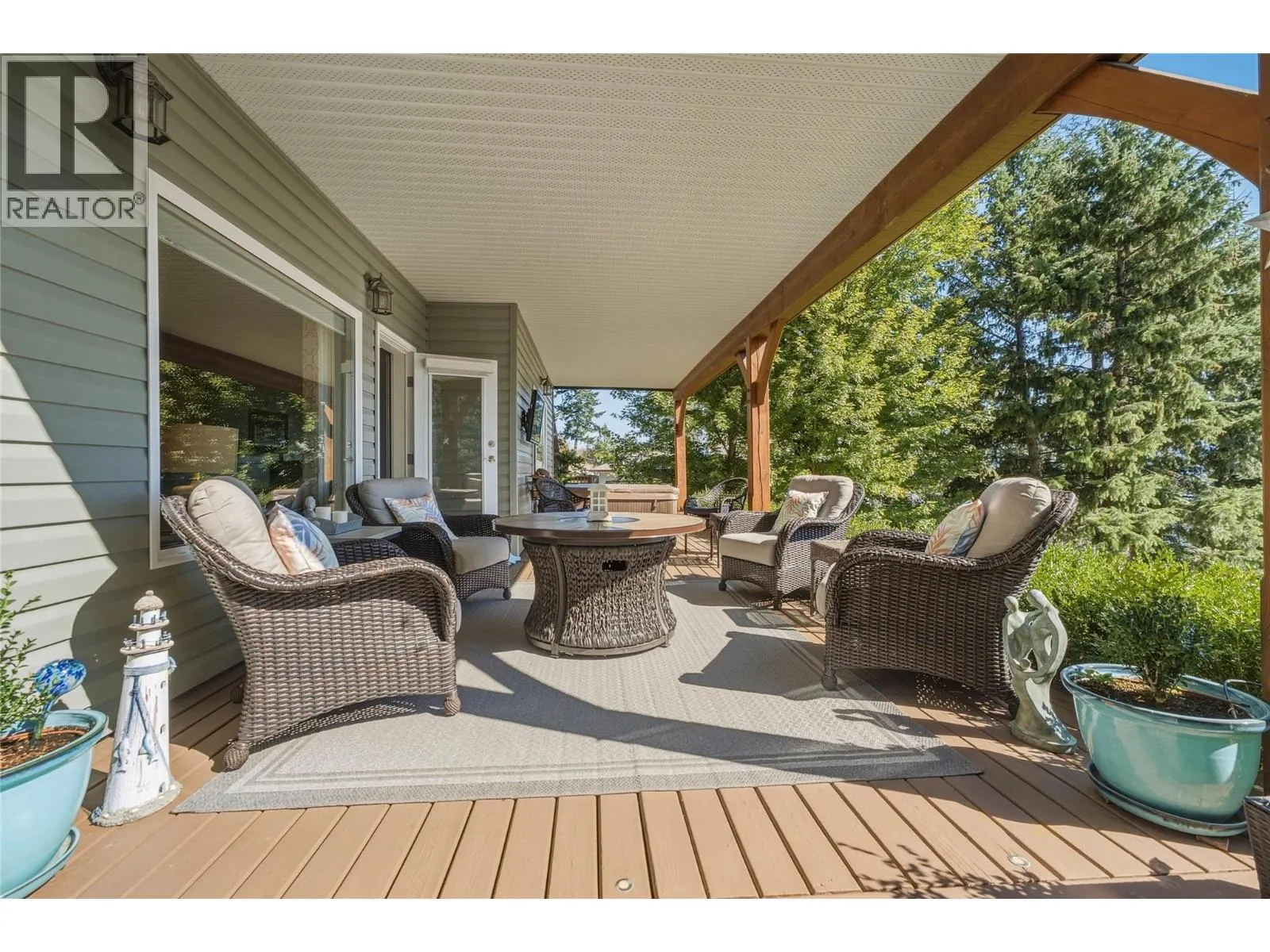 642 Mountain Drive