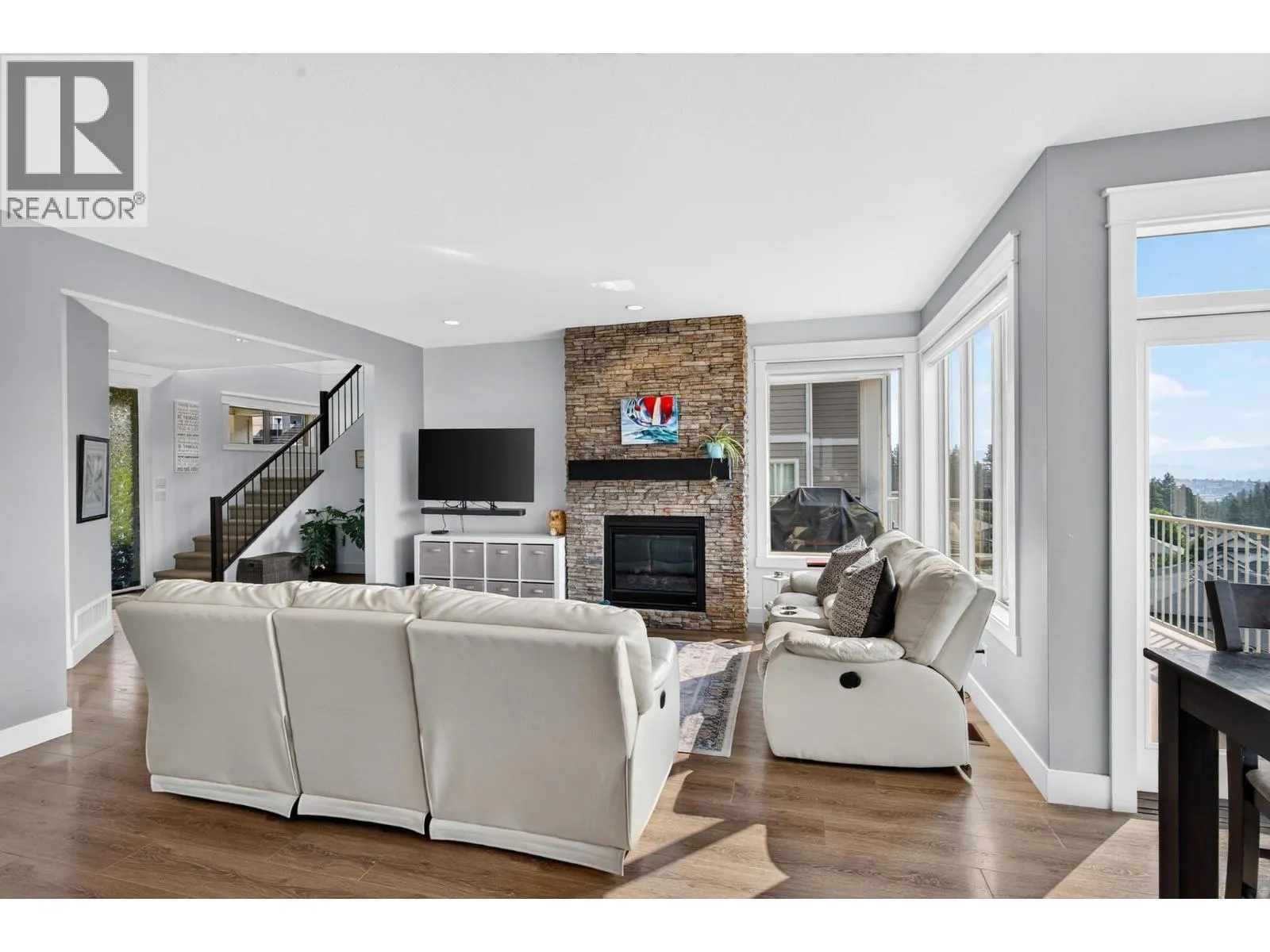 2425 Tallus Heights Drive
