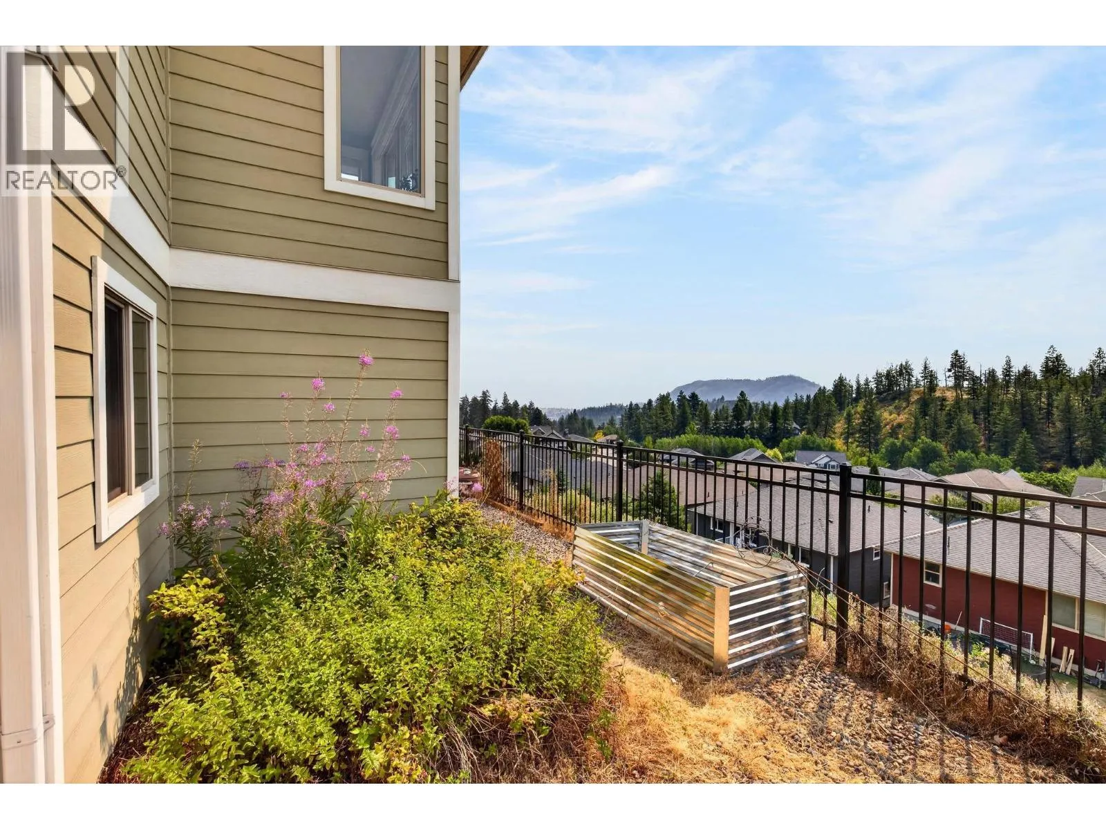 2425 Tallus Heights Drive