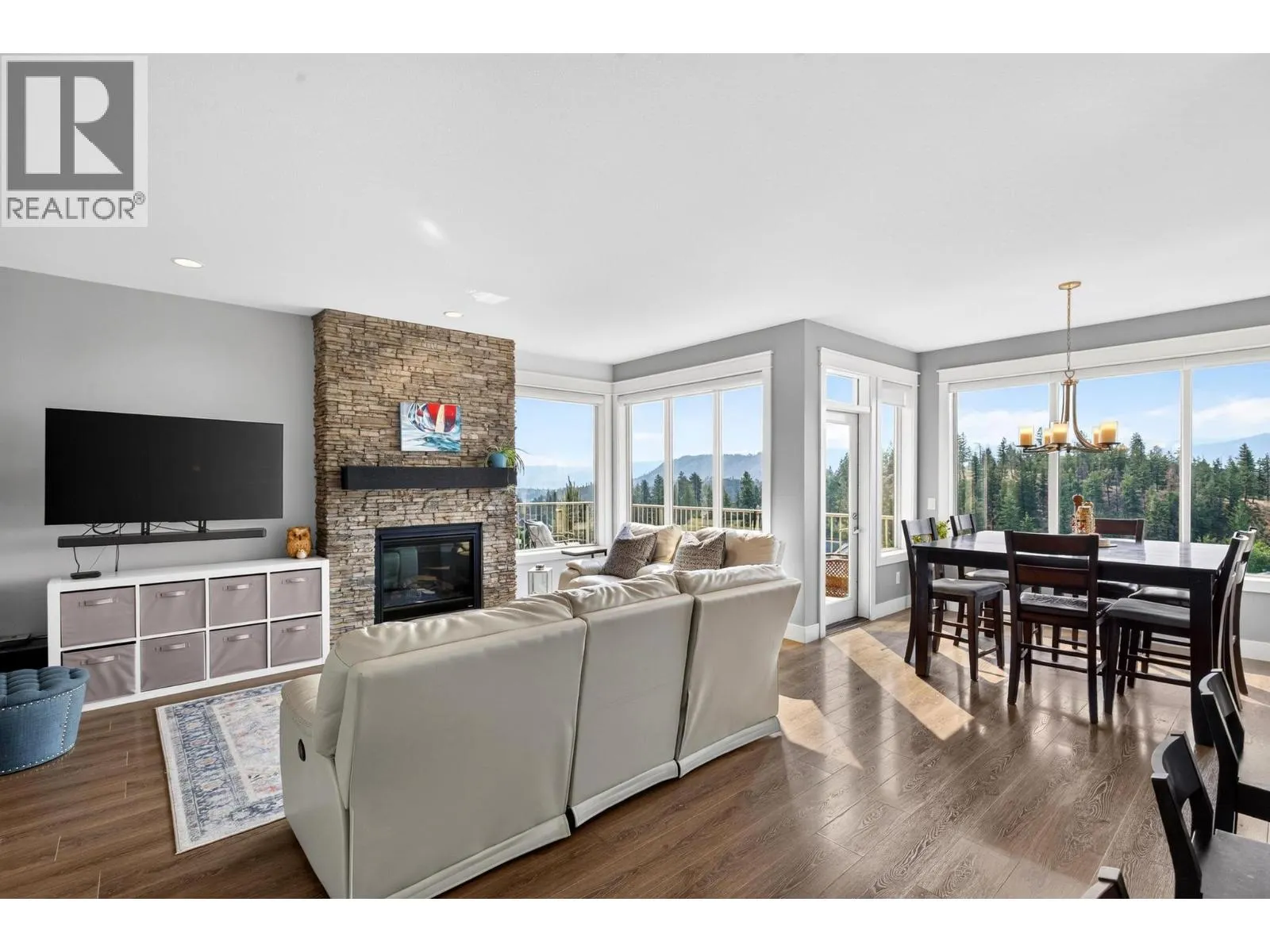 2425 Tallus Heights Drive