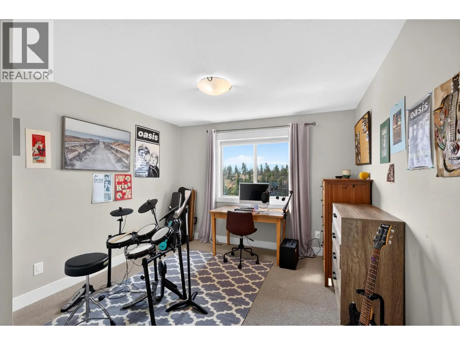 2425 Tallus Heights Drive