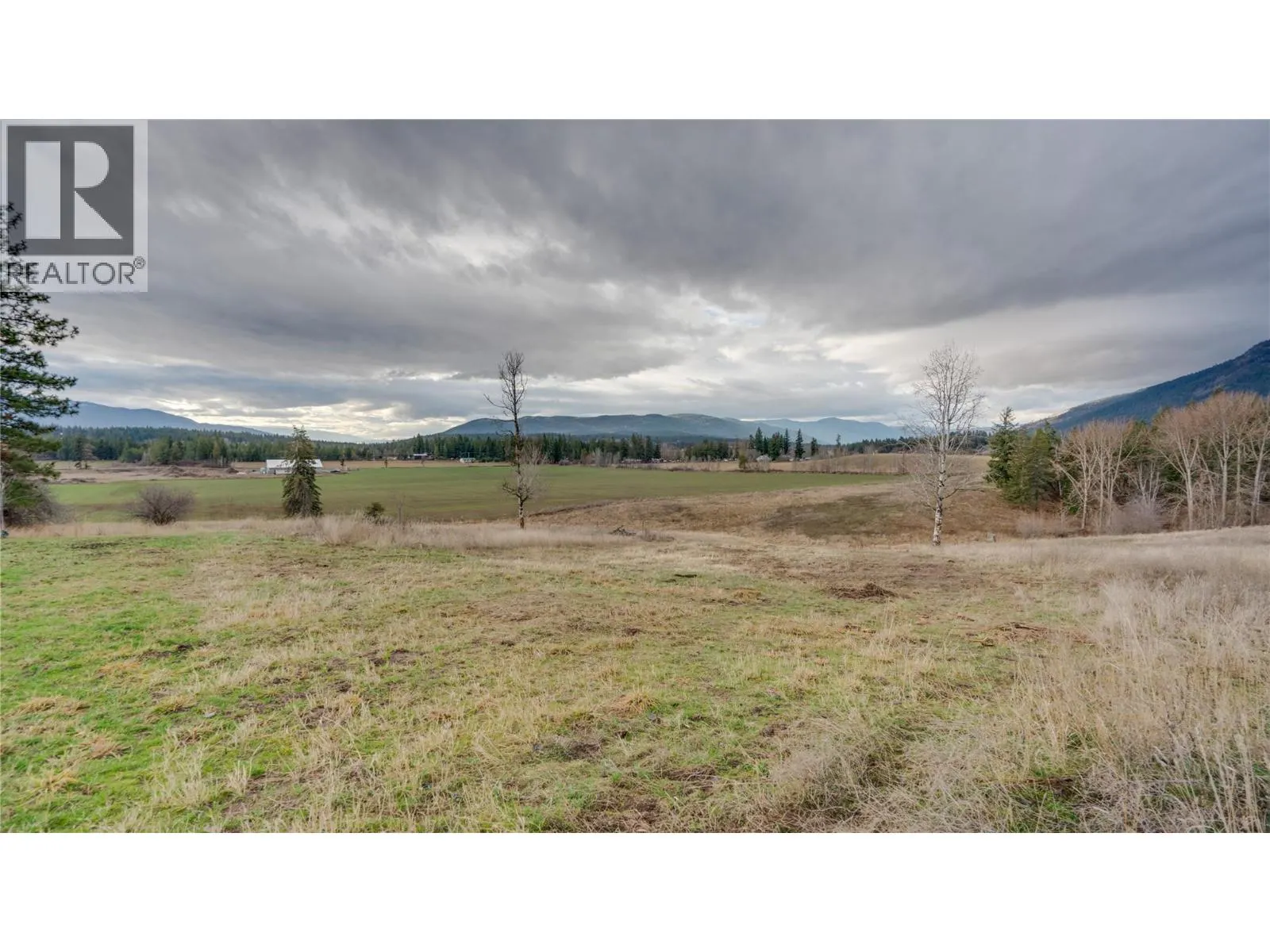 3922 Hullcar Road