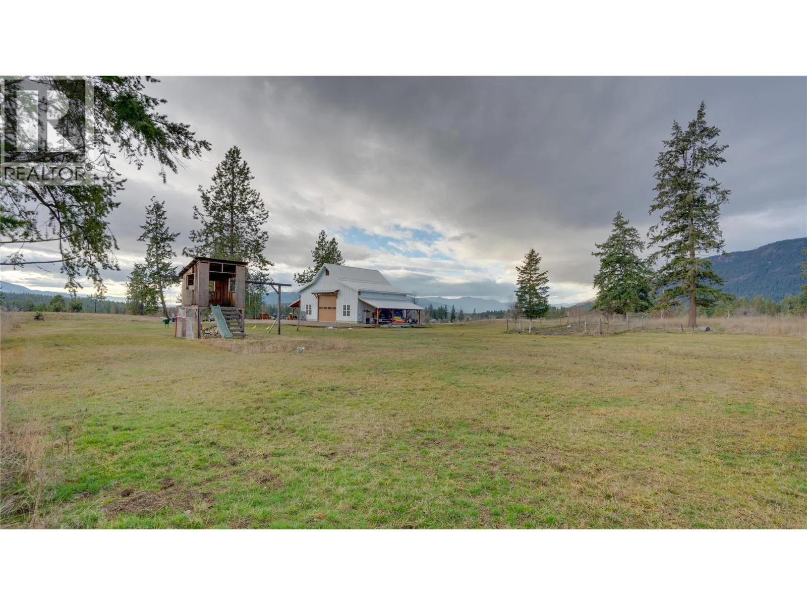 3922 Hullcar Road