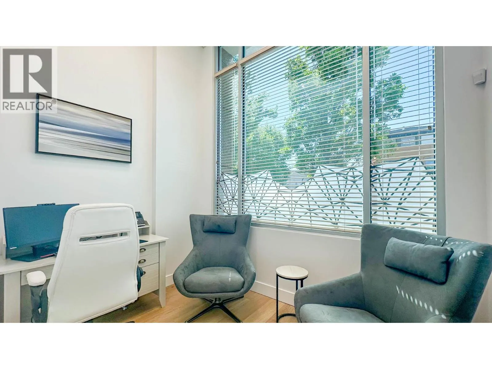 3320 Richter Street Unit# 102