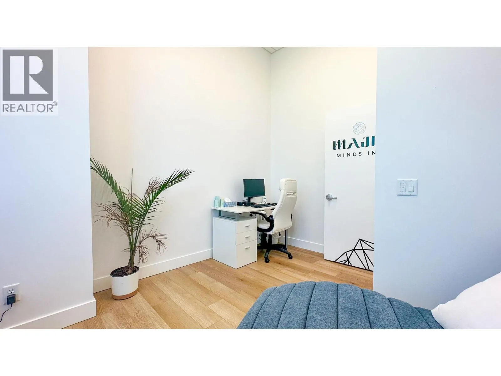 3320 Richter Street Unit# 102