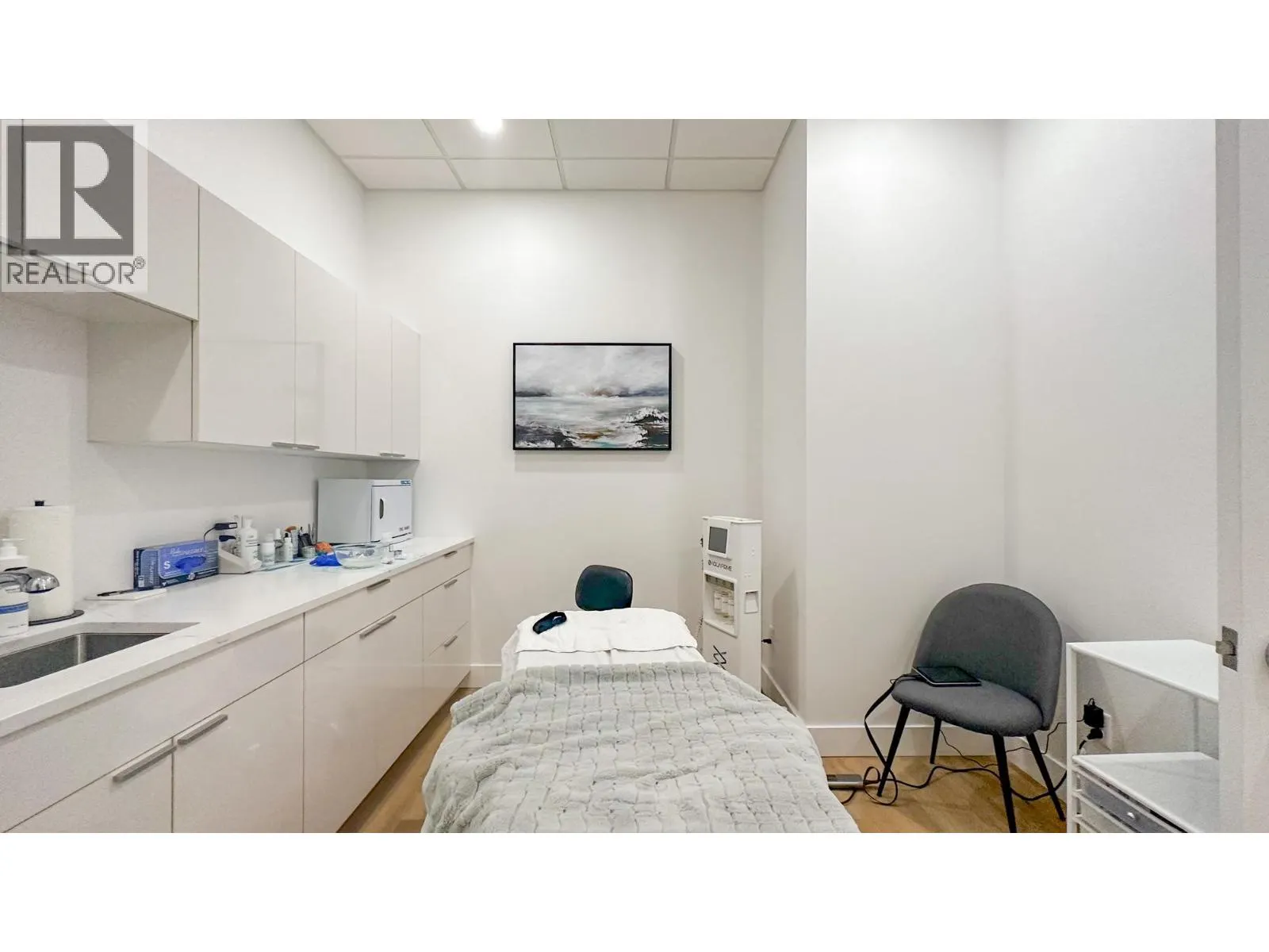 3320 Richter Street Unit# 102