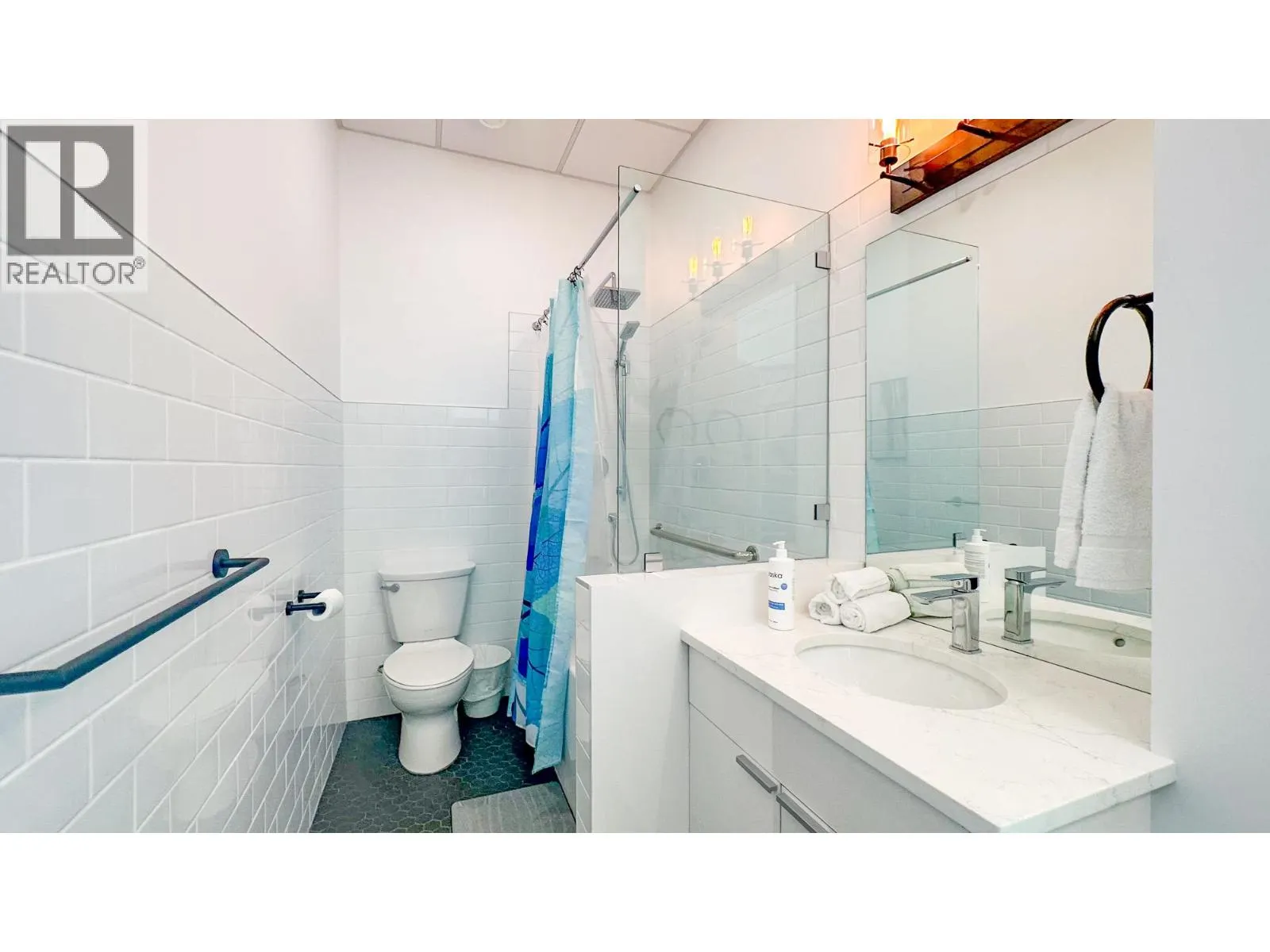 3320 Richter Street Unit# 102
