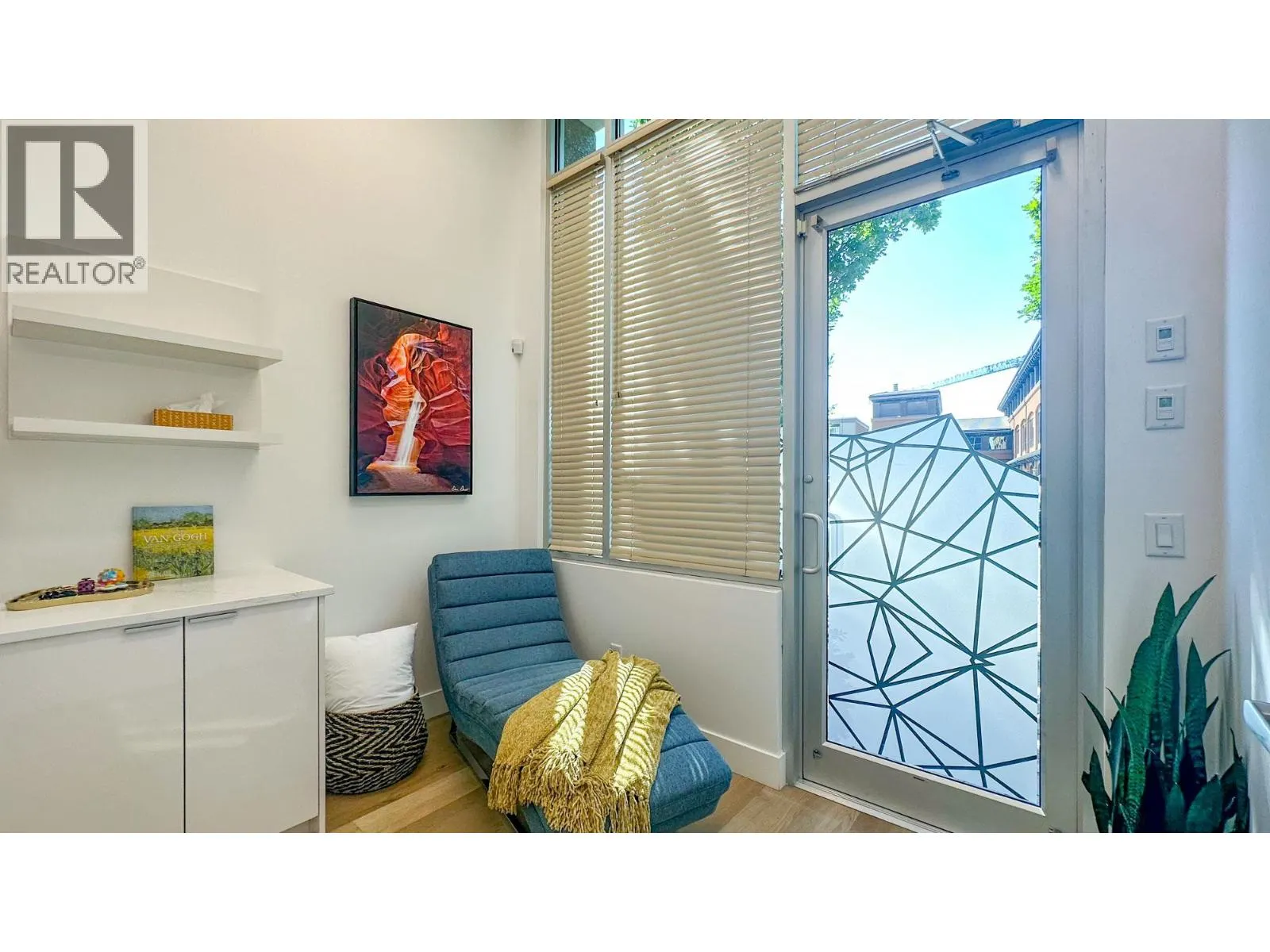 3320 Richter Street Unit# 102