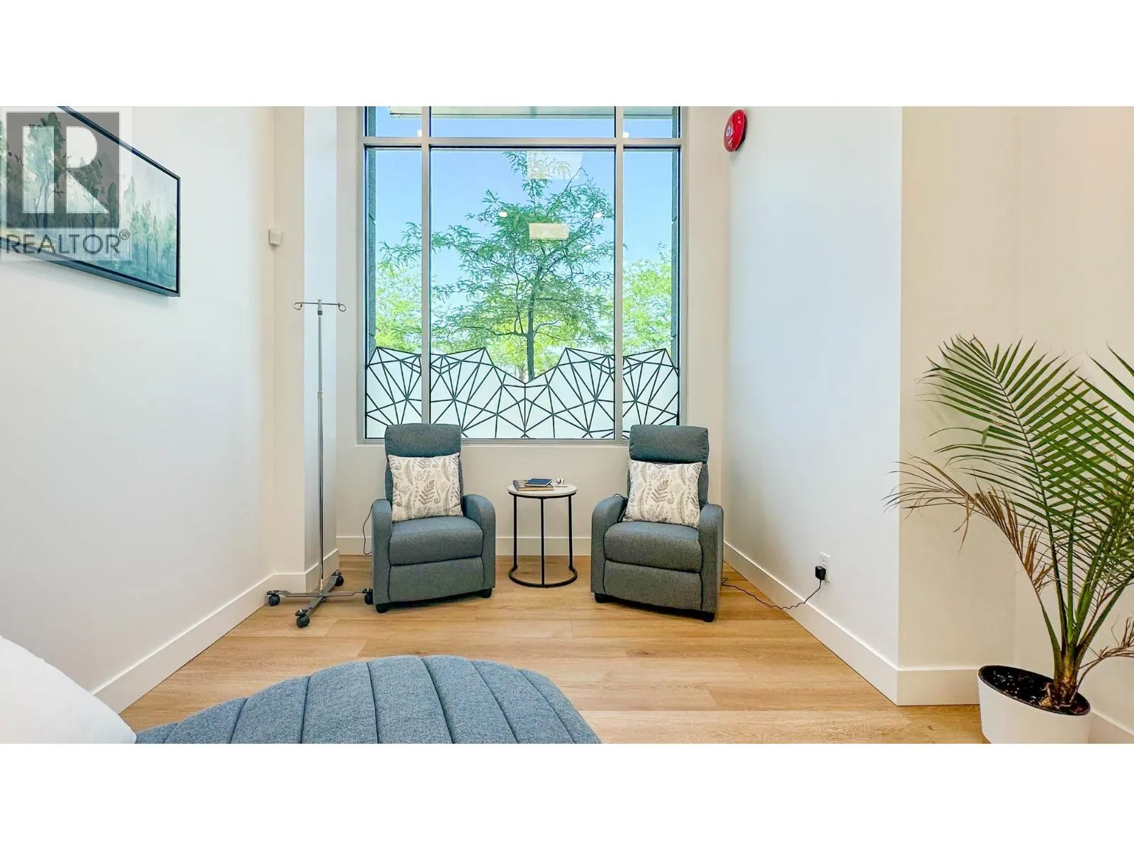 3320 Richter Street Unit# 102