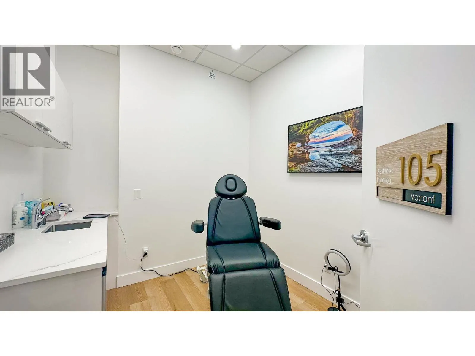 3320 Richter Street Unit# 102