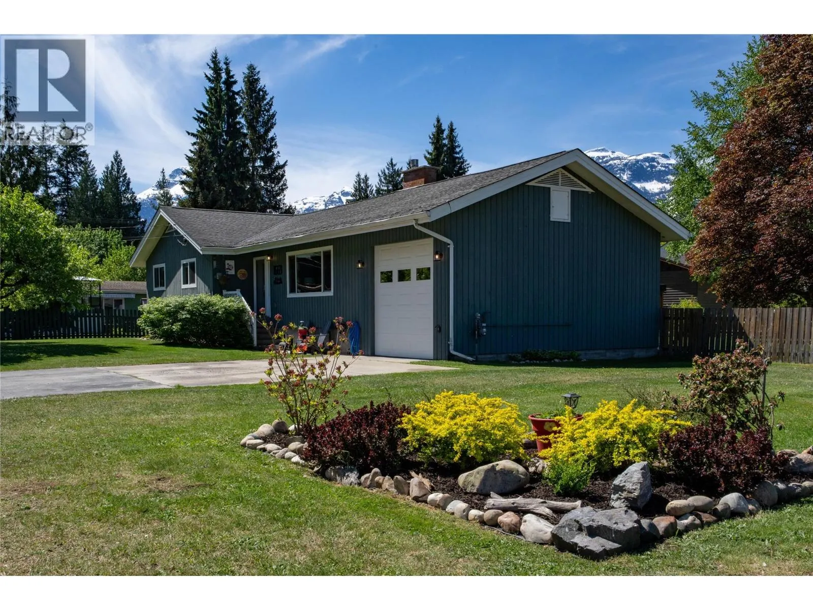 1669 Hiob Road