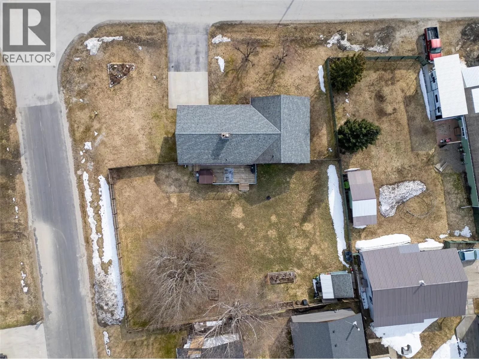 1669 Hiob Road