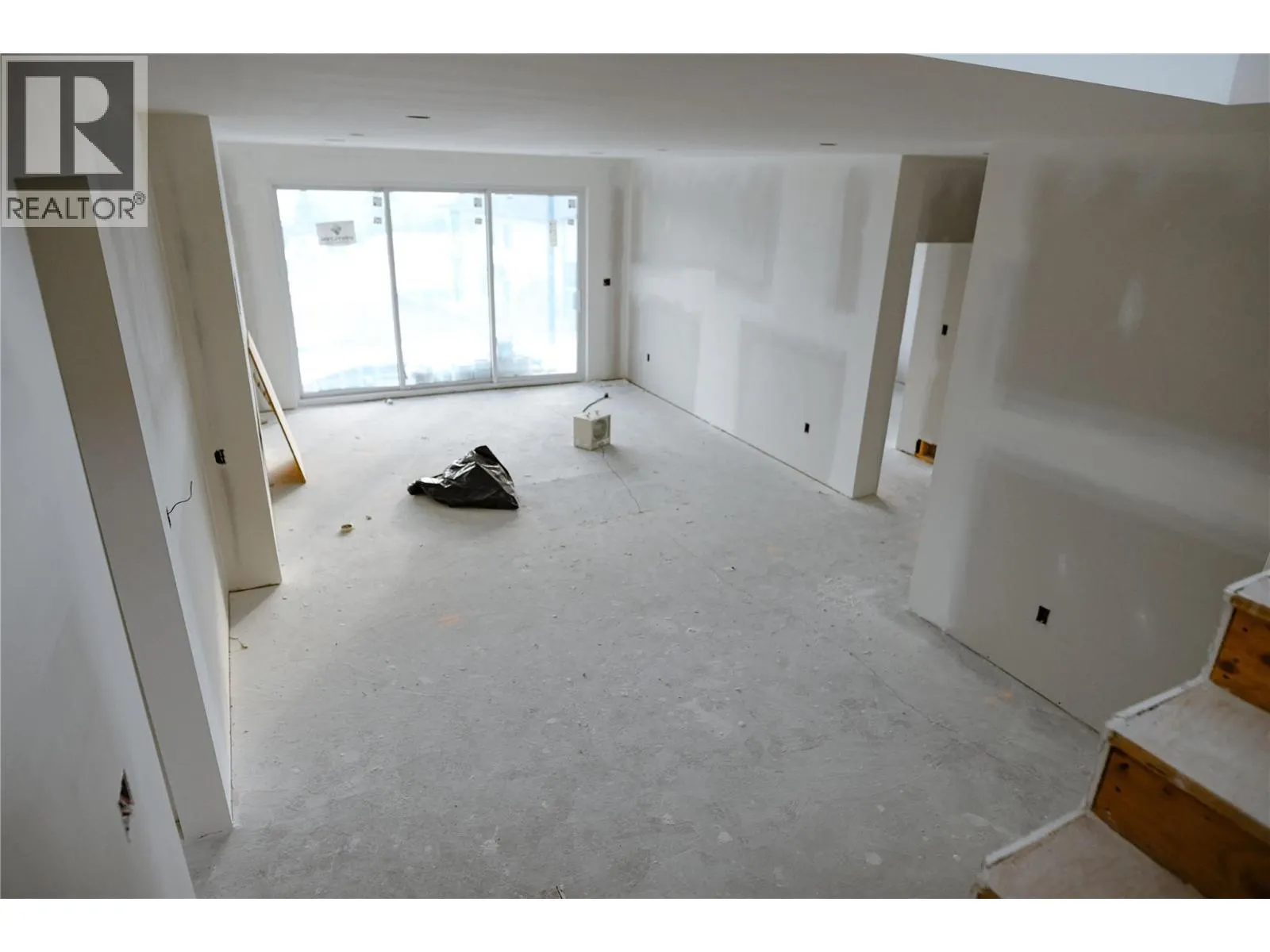 1096 Antler Drive
