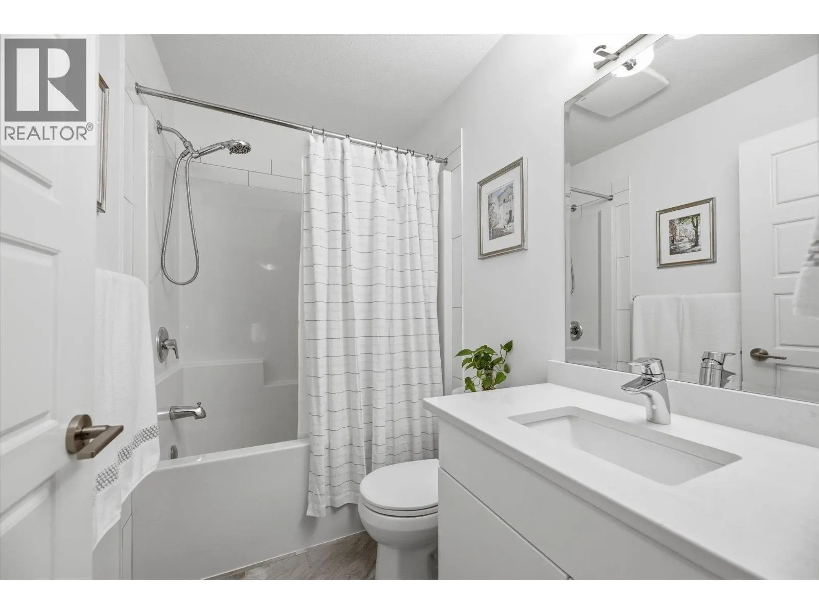 680 Old Meadows Road Unit# 18