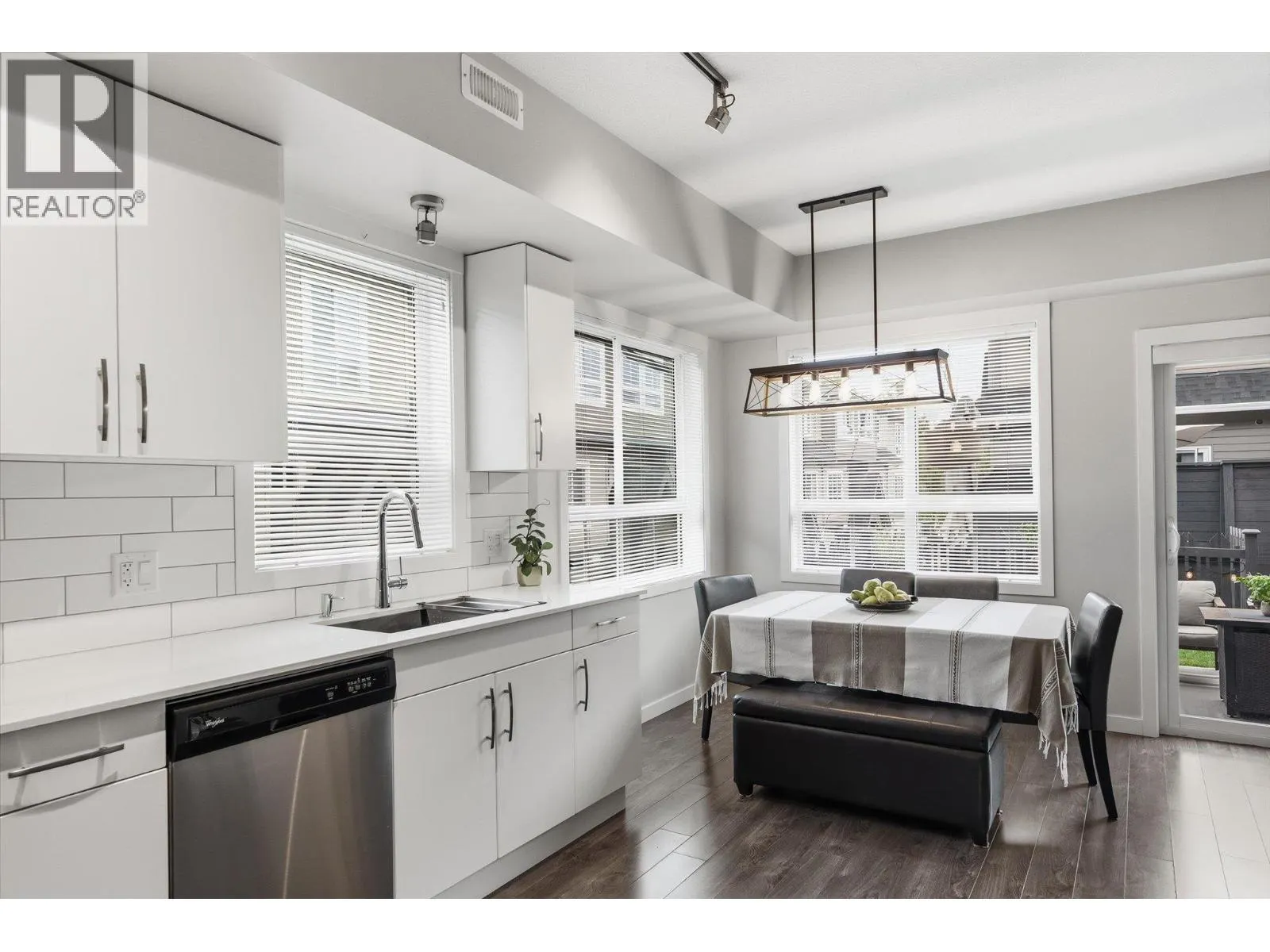 680 Old Meadows Road Unit# 18