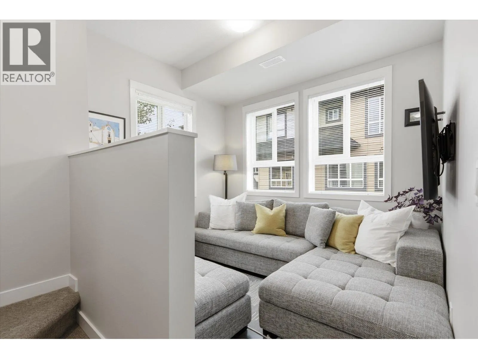 680 Old Meadows Road Unit# 18