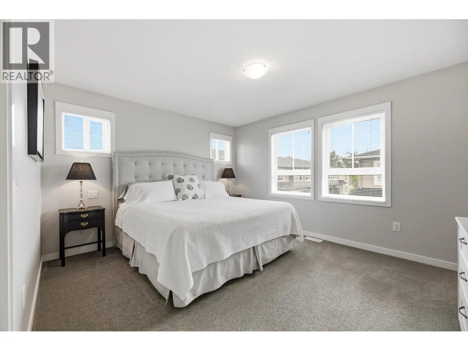 680 Old Meadows Road Unit# 18