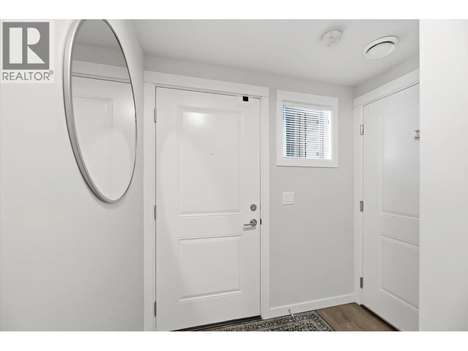 680 Old Meadows Road Unit# 18